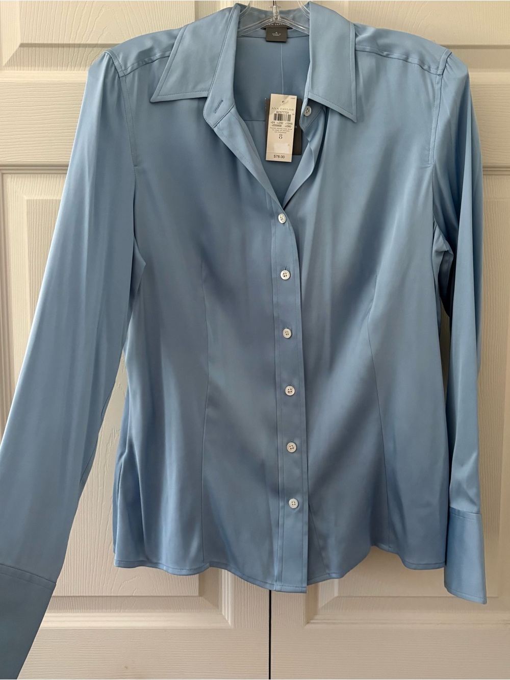 Ann Taylor Light Blue Silk Blend Blouse - Size 8 NWT - Picture 2 of 5